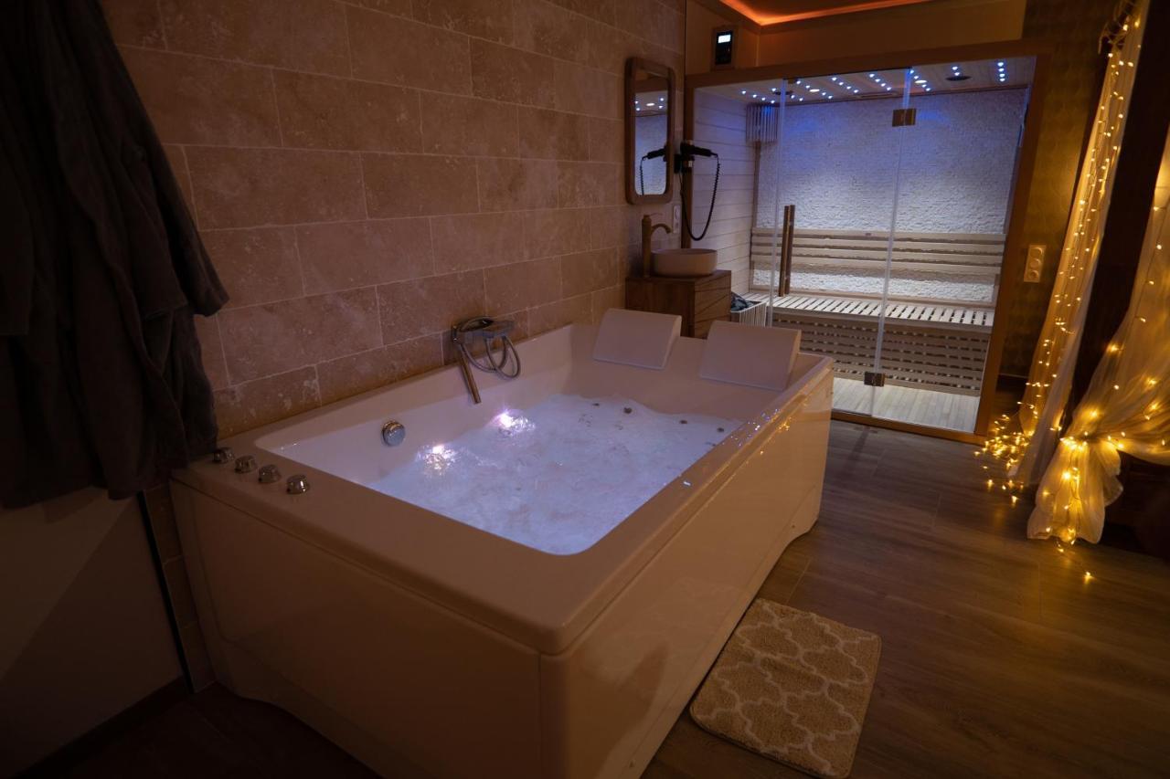 Holiday home Capsule Marrakech I Chicha I Sauna I Balneo I Console Ps5 I Cinema Trith-Saint-Leger