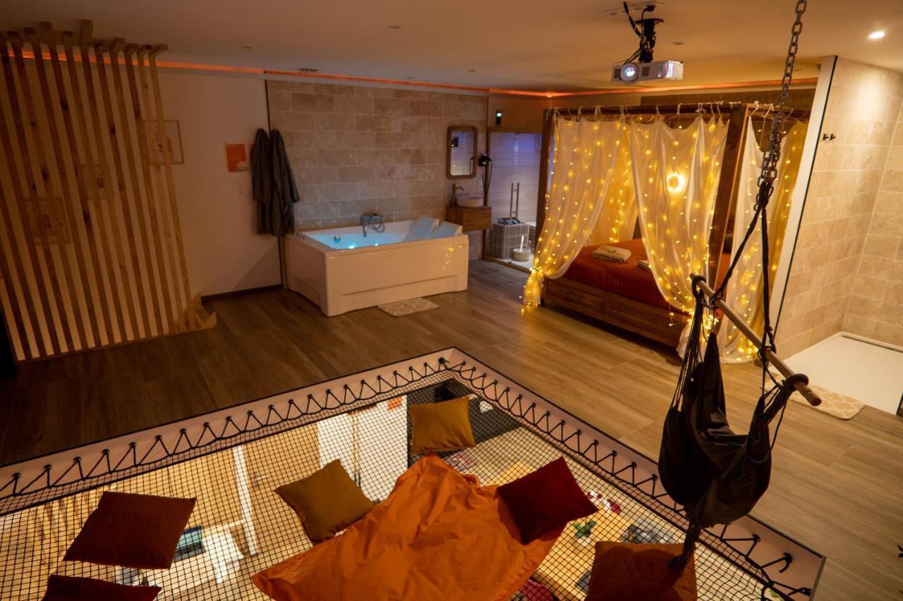 Holiday home Capsule Marrakech I Chicha I Sauna I Balneo I Console Ps5 I Cinema Trith-Saint-Leger