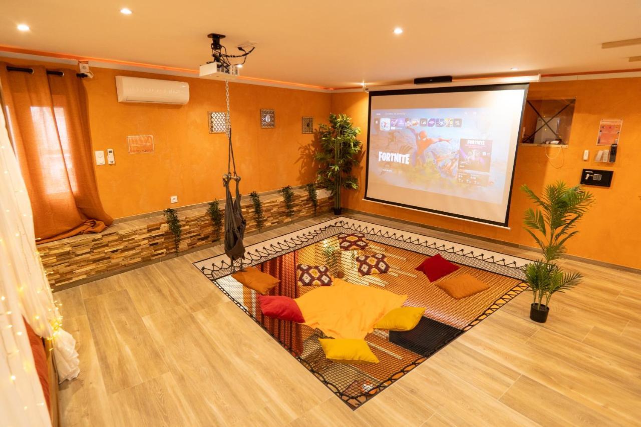 Holiday home Capsule Marrakech I Chicha I Sauna I Balneo I Console Ps5 I Cinema Trith-Saint-Leger