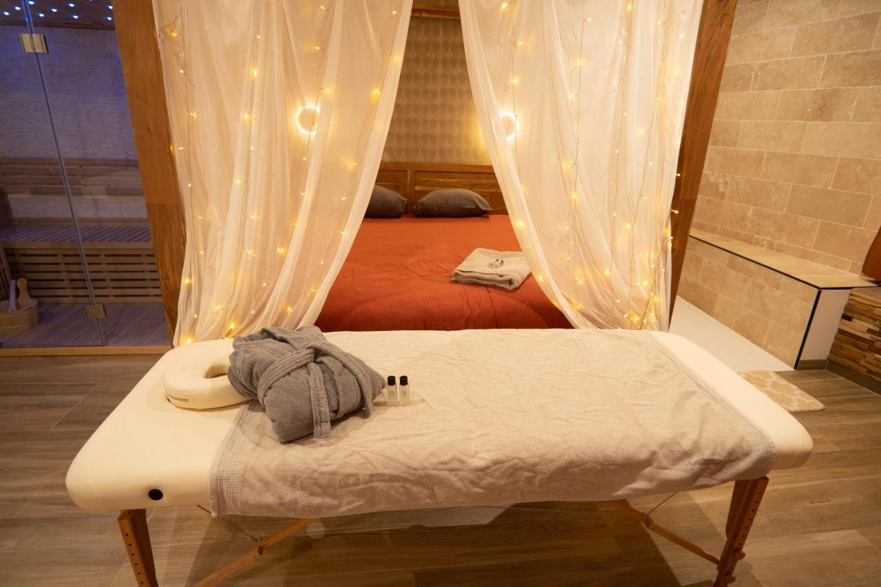 Capsule Marrakech I Chicha I Sauna I Balneo I Console Ps5 I Cinema * Trith-Saint-Leger