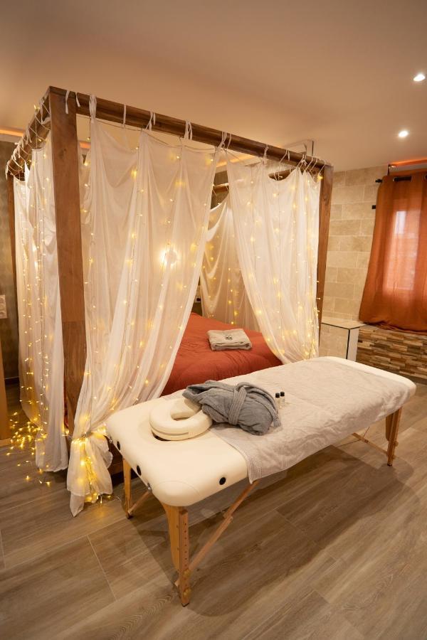 Capsule Marrakech I Chicha I Sauna I Balneo I Console Ps5 I Cinema Holiday home