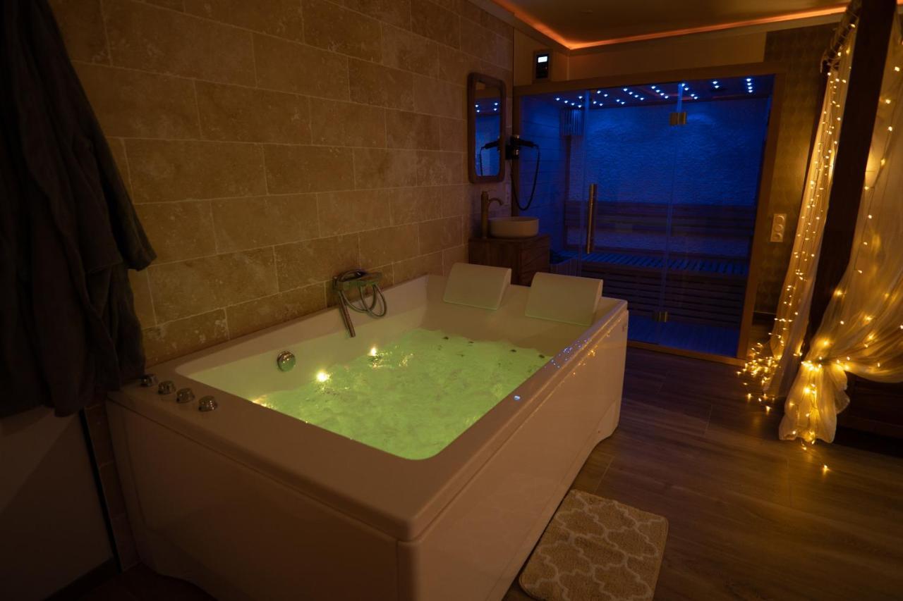 Capsule Marrakech I Chicha I Sauna I Balneo I Console Ps5 I Cinema * Trith-Saint-Leger