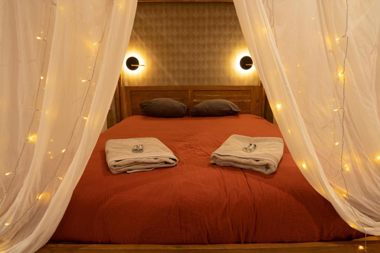 Capsule Marrakech I Chicha I Sauna I Balneo I Console Ps5 I Cinema Holiday home Trith-Saint-Leger