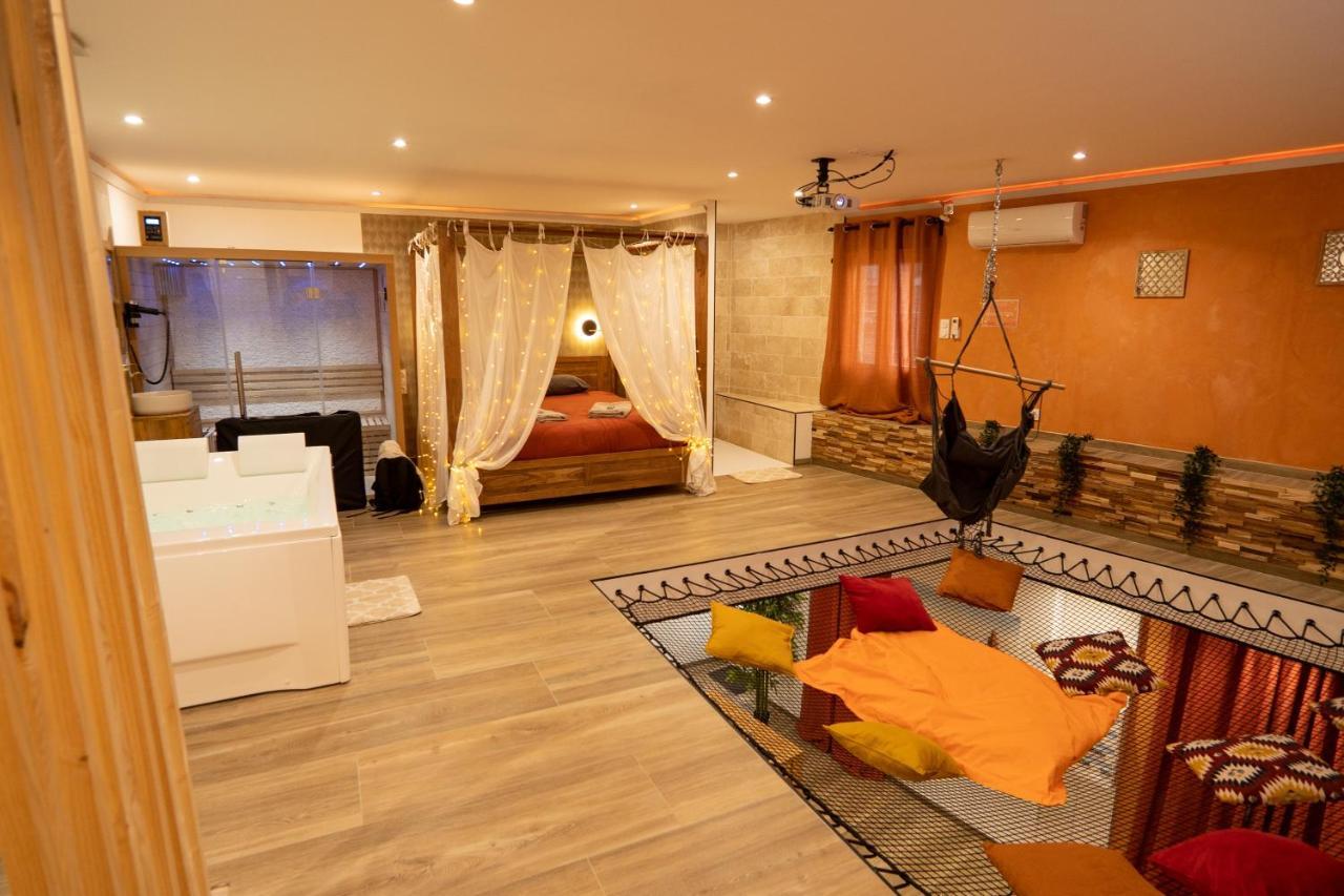 Capsule Marrakech I Chicha I Sauna I Balneo I Console Ps5 I Cinema