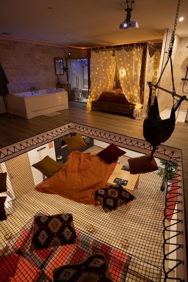 Capsule Marrakech I Chicha I Sauna I Balneo I Console Ps5 I Cinema
