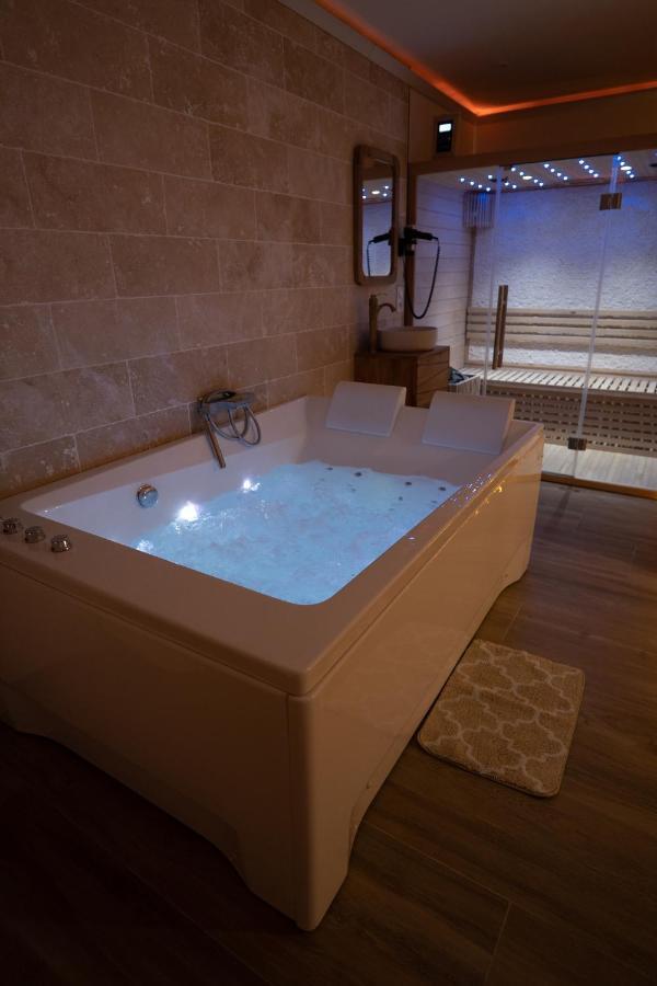 Holiday home Capsule Marrakech I Chicha I Sauna I Balneo I Console Ps5 I Cinema Trith-Saint-Leger